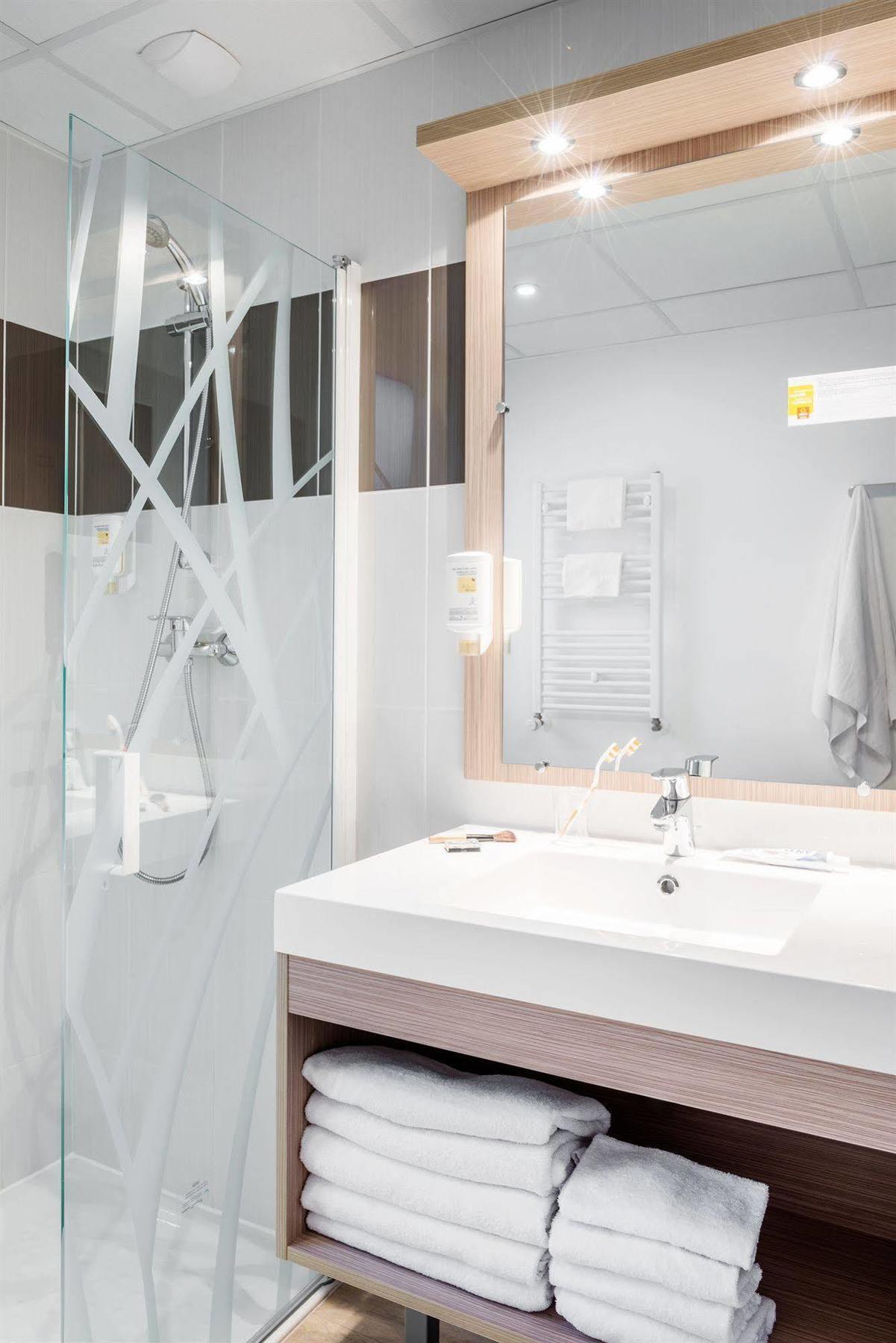 Aparthotel Adagio Access Paris Clichy Exterior foto